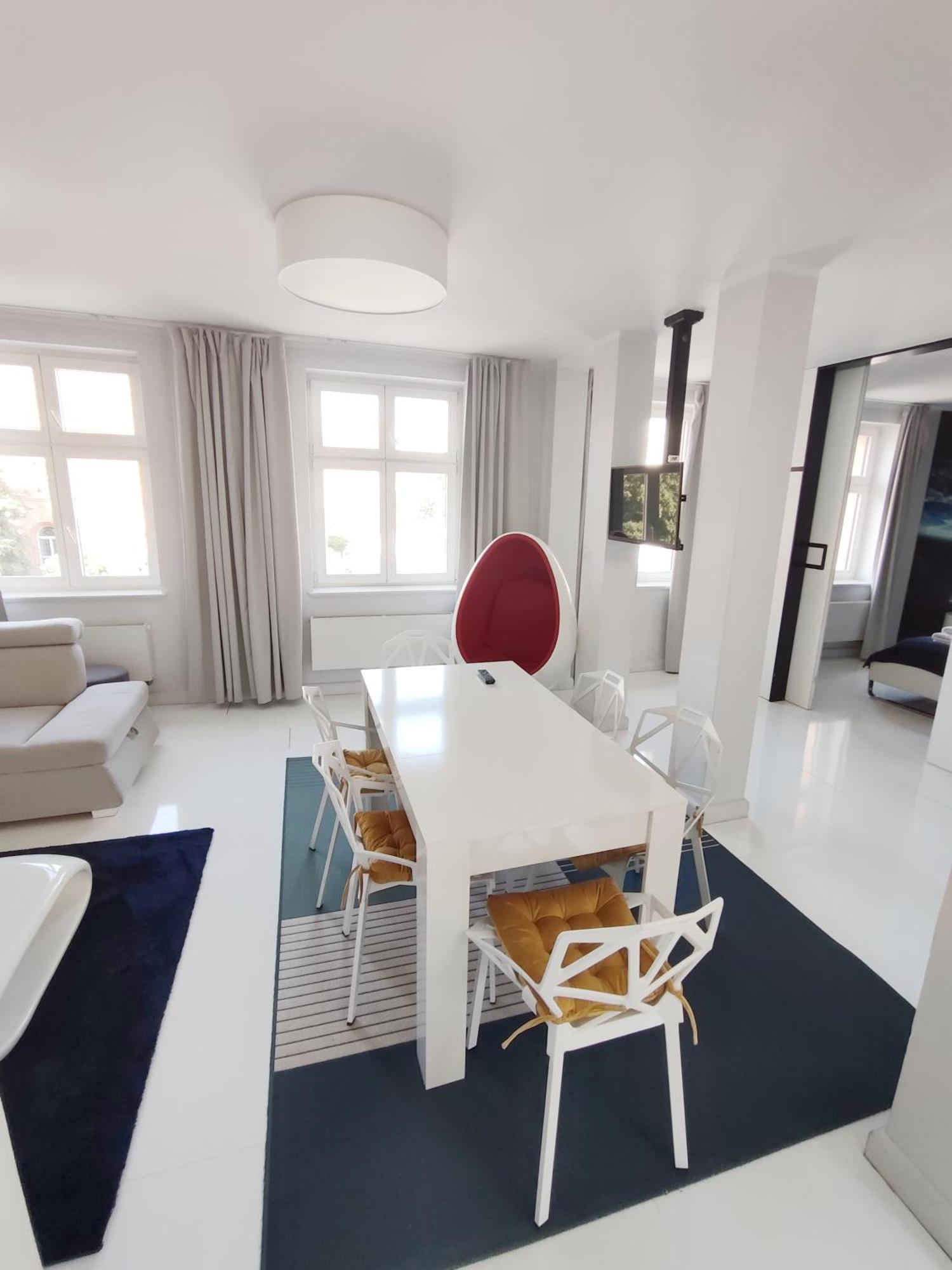Kosmos 9 - Apartament Orbita By Rentoom Stary Toruń Exteriör bild